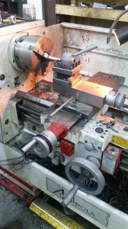 Fabricación pieza especial (Tornería)